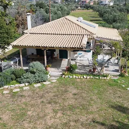Virvi - Cozy Seaside In Porto Heli