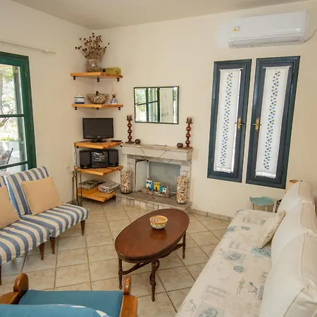 Holiday home Virvi - Cozy Seaside In Porto Heli
